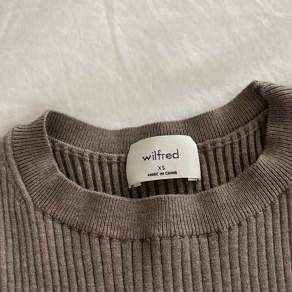 Sweater set , tan color. MIDI skirt and top - Picture 2 of 7